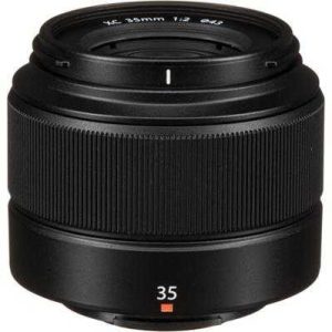 بررسی لنز دوربین فوجی فیلم Fujifilm XC 35mm F2