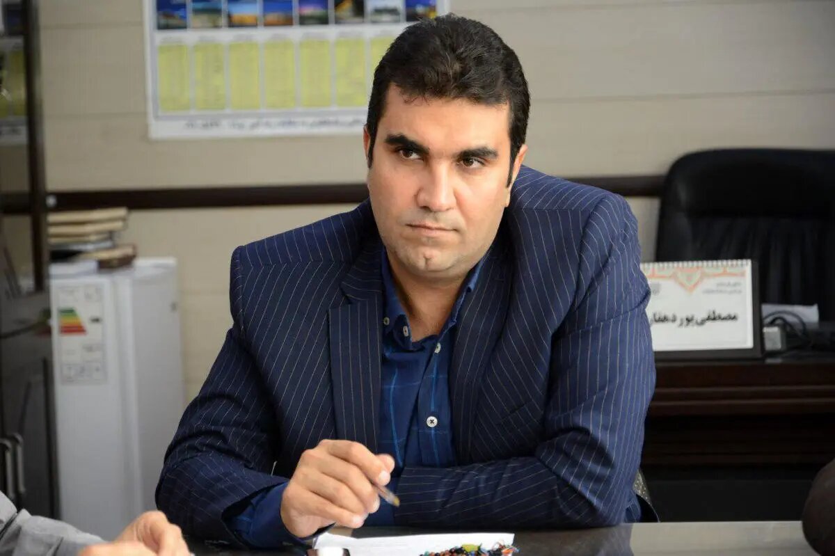افزایش ۶ ماهه عمر شوراها استخوان لای زخم است؛ قانون جدید انتخاب شهرداران را سیاسی می کند/ مجلس جامعه شورایی را نادیده می گیرد 