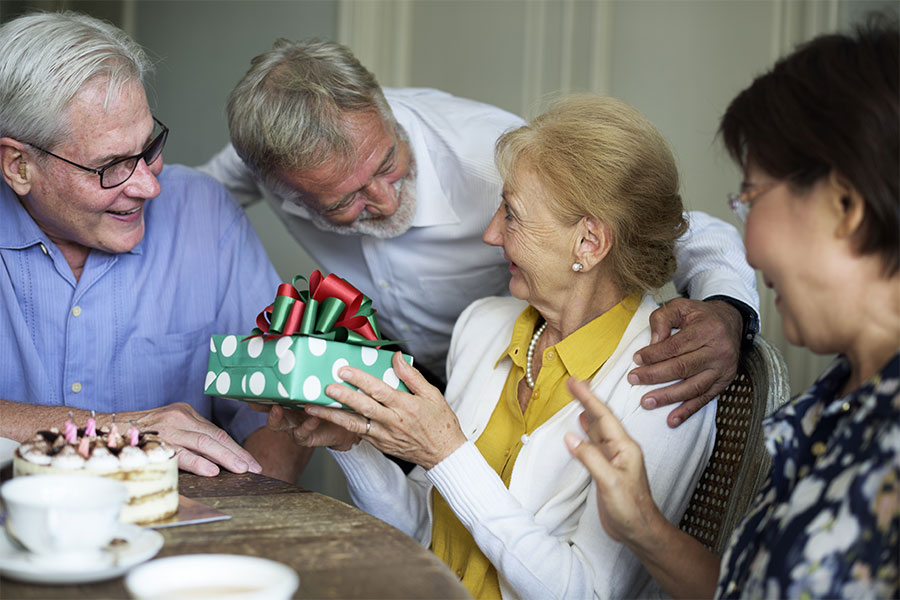 نکات تکمیلی برای مراقبین در زمان ارائه هدیه