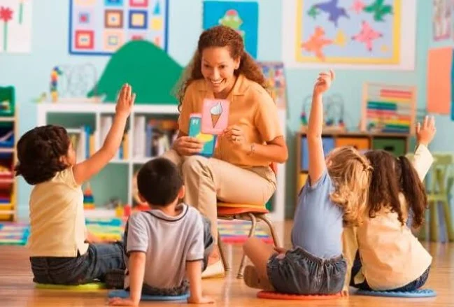 مربی مهد کودک چه کارهایی باید انجام دهد؟